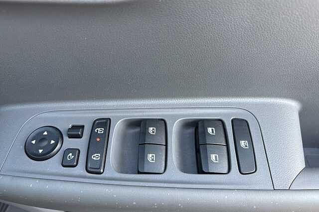 Hyundai Inster 85kW Cross 49kWh 5dr Auto