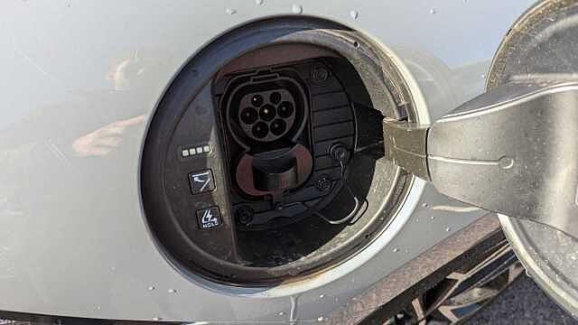 Hyundai Ioniq 6 Premium 77 kWh 325 PS AWD