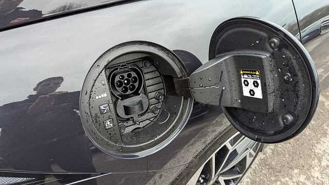 Hyundai Ioniq 6 Ultimate 77 kWh 228PS RWD