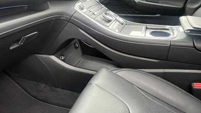 Hyundai Santa Fe Ultimate 1.6T 215PS Hybrid 4WD MY25
