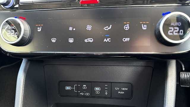 Hyundai TUCSON 1.6T Premium 5dr