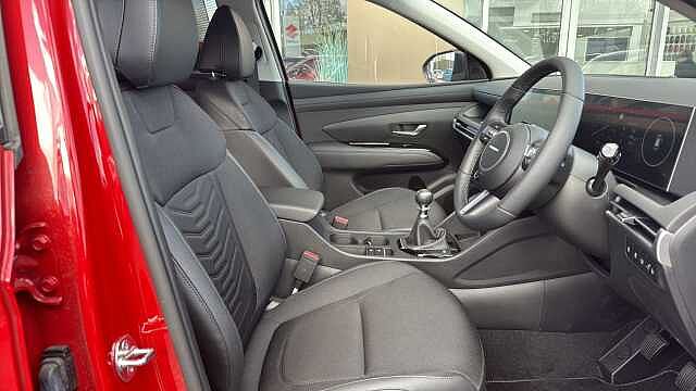 Hyundai TUCSON 1.6T Premium 5dr