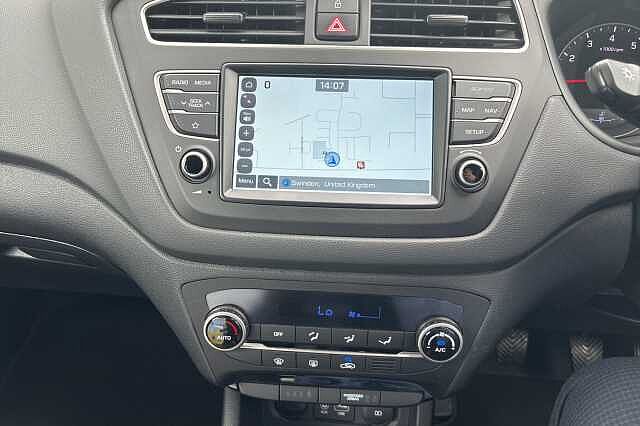 Hyundai i20 1.0 T-GDi Premium Nav (ISG) (100ps) 5 Door HB