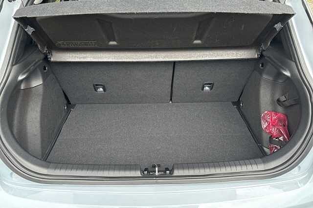 Hyundai i20 1.0 T-GDi Premium Nav (ISG) (100ps) 5 Door HB