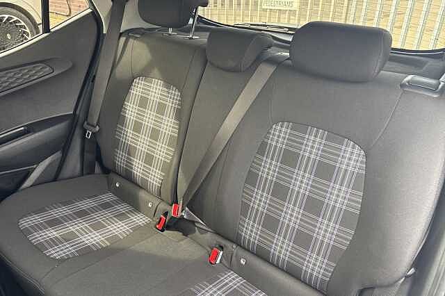 Hyundai i10 1.2 MPi Premium 5dr